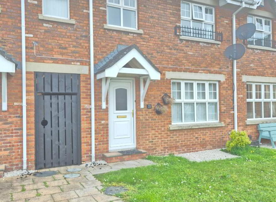38 Glenvale Park, Derry, BT48 0GA photo