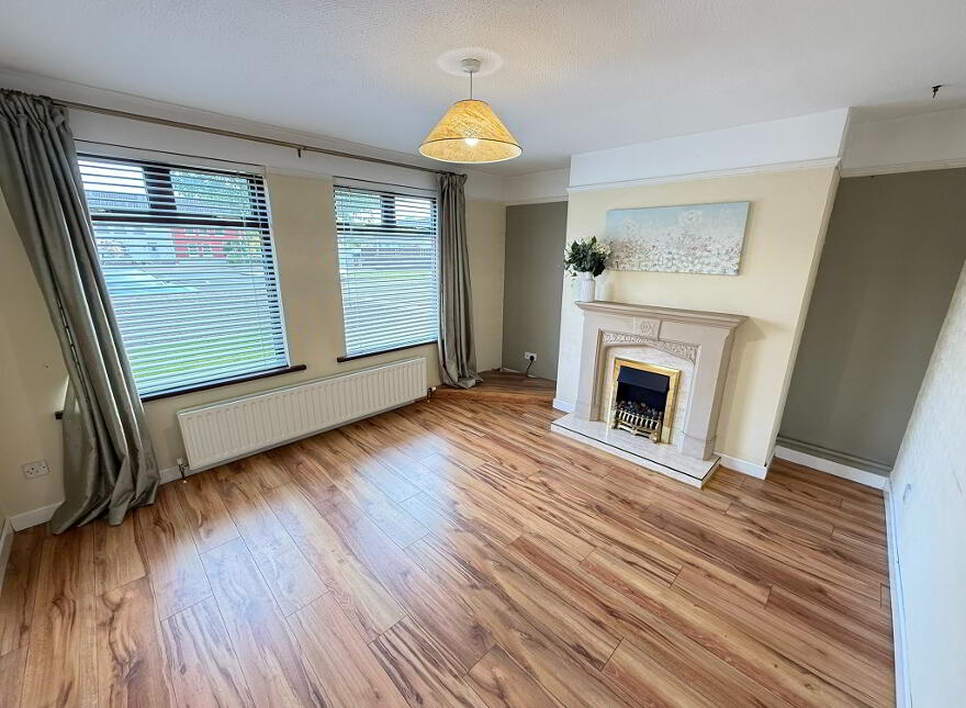 33 Coolsythe Walk, Randalstown, BT41 3EB
