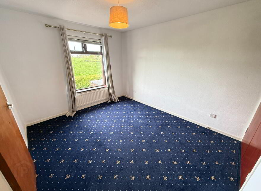 33 Coolsythe Walk, Randalstown, BT41 3EB