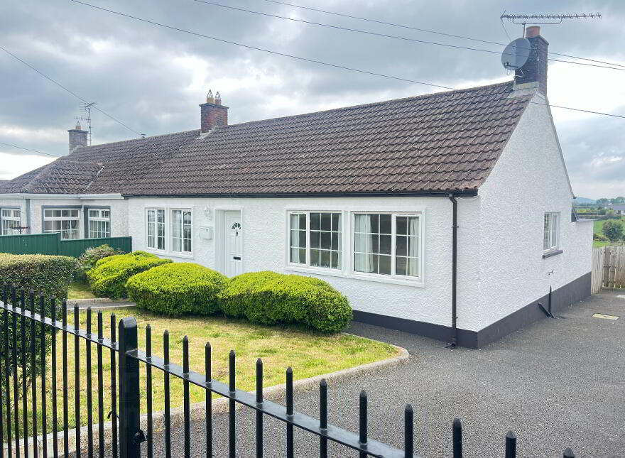 33 Regina Park, Jonesborough, Newry, BT35 8HX photo