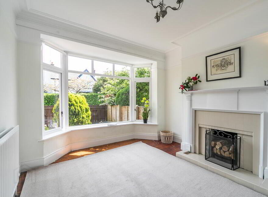 4 Balmoral Gardens, Malone, Belfast, BT9 6PB