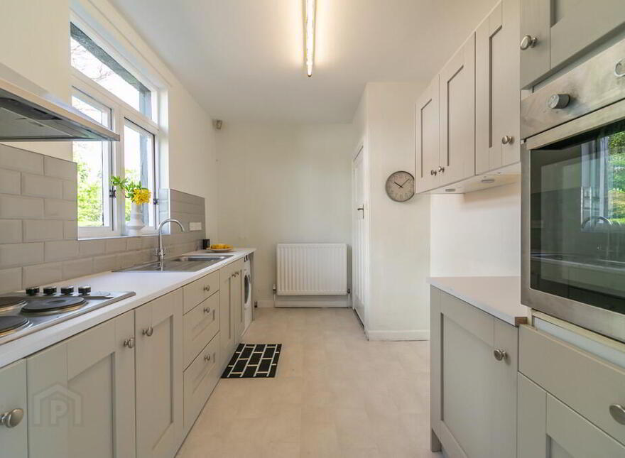 4 Balmoral Gardens, Malone, Belfast, BT9 6PB