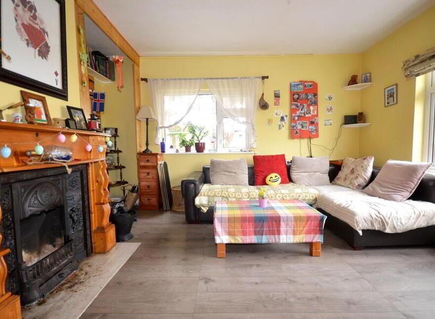 Ballybrollaghan, Mountcharles, F94H9K8