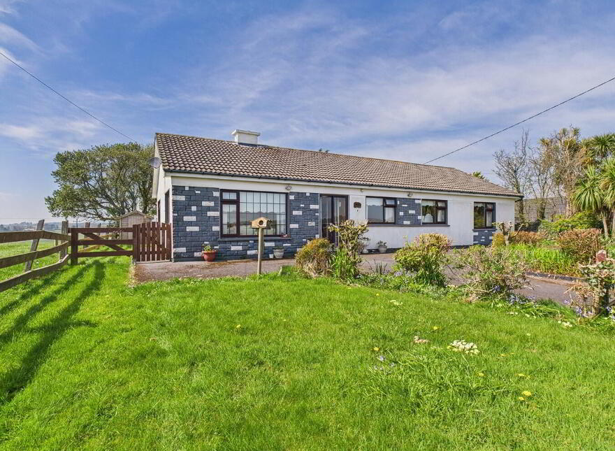 Rowica, Ballinasisla, Bonmahon, X42WV65