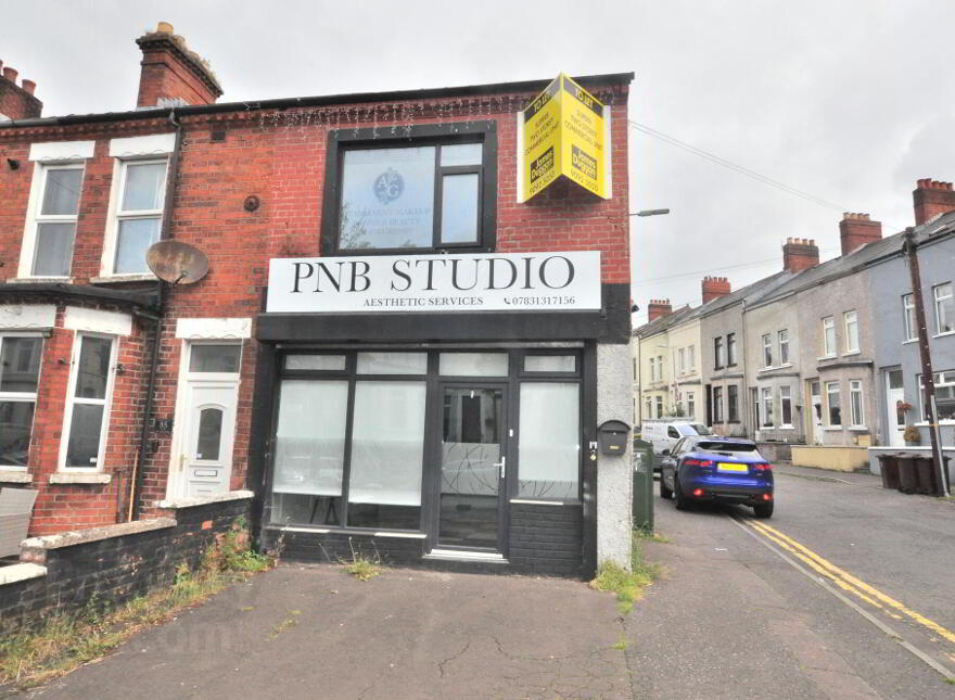 83 Ballygomartin Road, Belfast, BT13 3LB photo