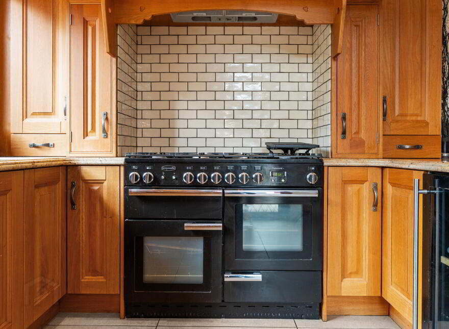 604 Antrim Road, Belfast, BT15 5GN