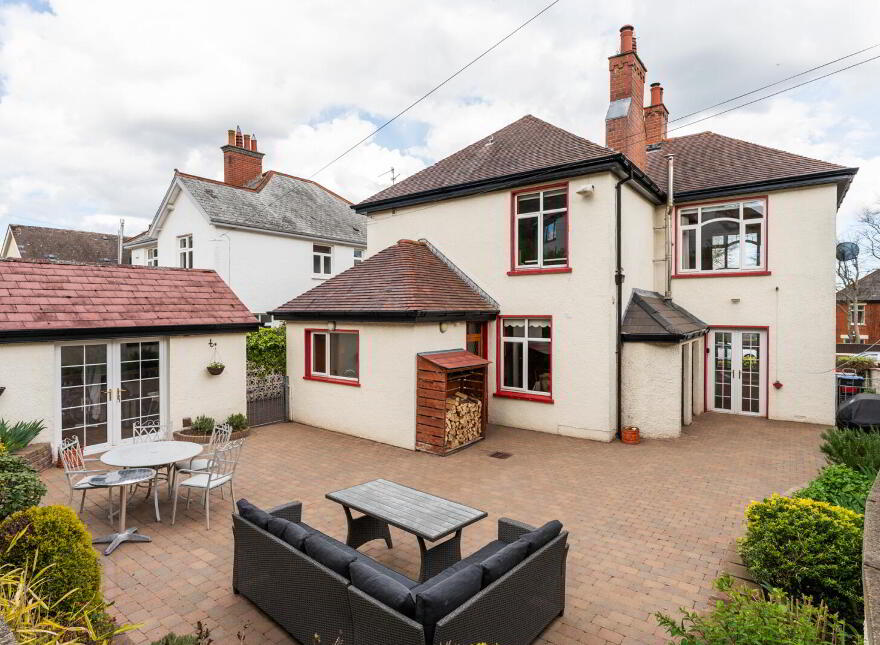 604 Antrim Road, Belfast, BT15 5GN