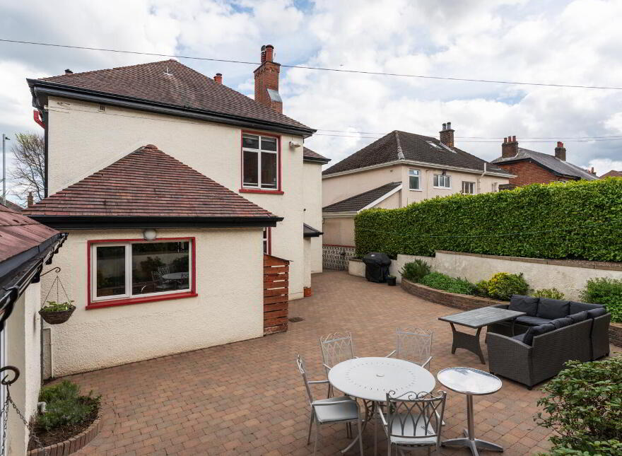 604 Antrim Road, Belfast, BT15 5GN