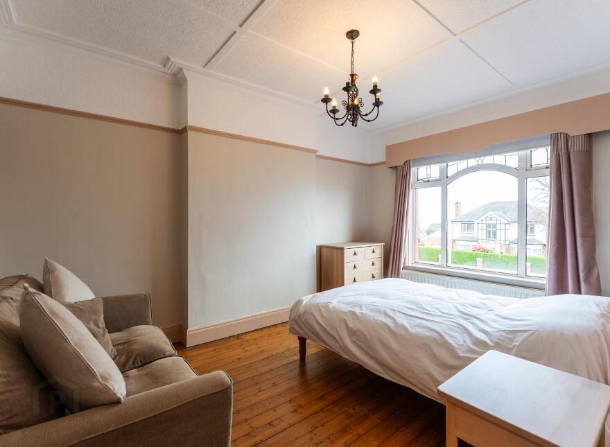 604 Antrim Road, Belfast, BT15 5GN