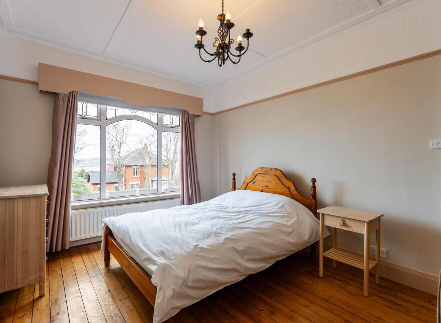 604 Antrim Road, Belfast, BT15 5GN