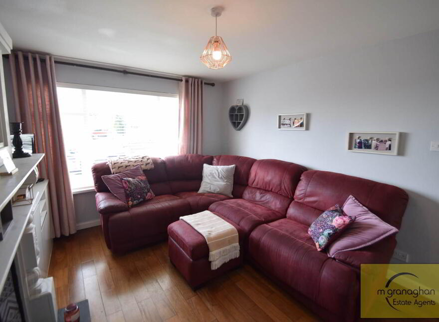 286 Lagmore Meadows, Dunmurry, Belfast, BT17 0TJ