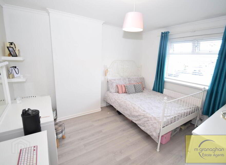 286 Lagmore Meadows, Dunmurry, Belfast, BT17 0TJ