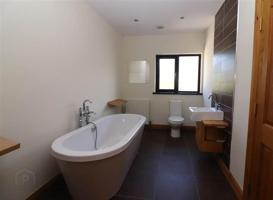 10 Ballyclough Road, Glenavy Road, Lisburn, BT28 3UY