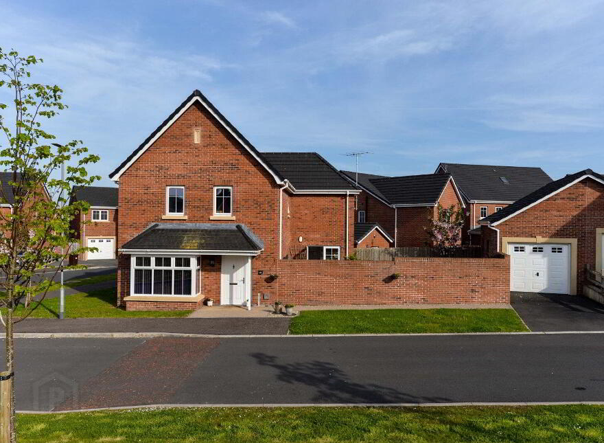 18 Manse Gate, Newtownards, BT23 4DG photo