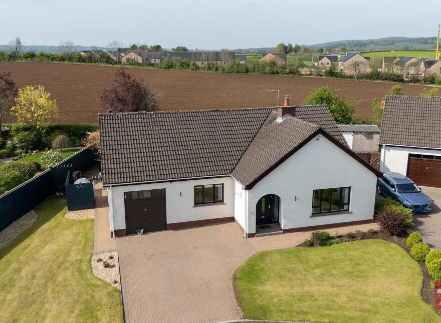 4 Highgrove Court, Ballyclare, BT39 9YP photo