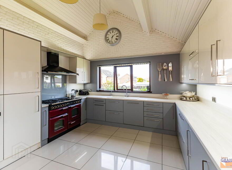 44 Holborn Hall, Lisburn, BT27 5AU