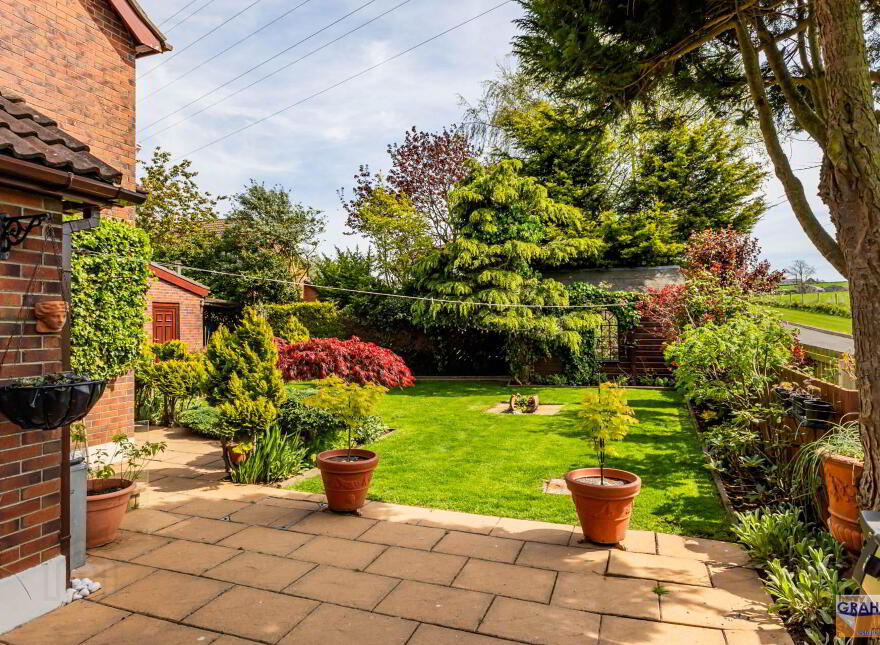 44 Holborn Hall, Lisburn, BT27 5AU