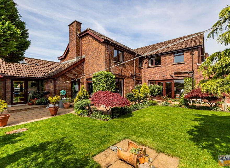 44 Holborn Hall, Lisburn, BT27 5AU