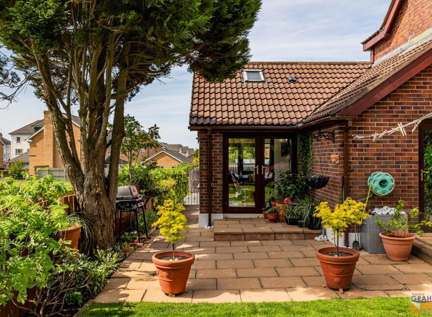 44 Holborn Hall, Lisburn, BT27 5AU