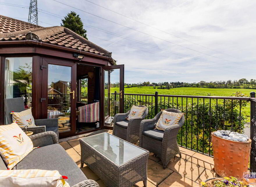44 Holborn Hall, Lisburn, BT27 5AU