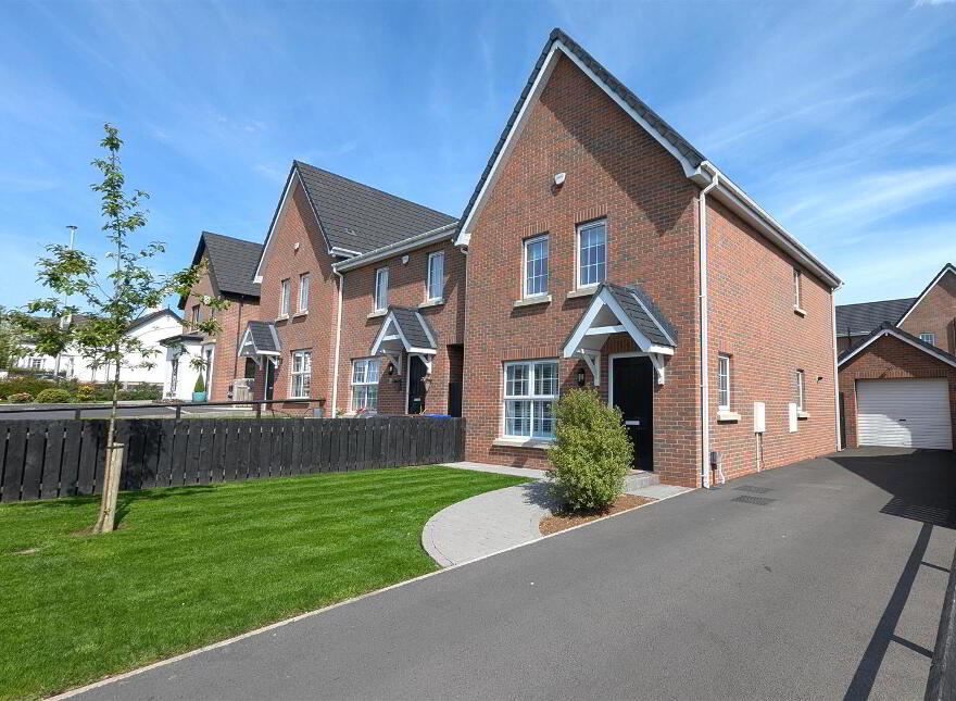 40 Belmont Hall Way, Antrim, BT41 1FA photo