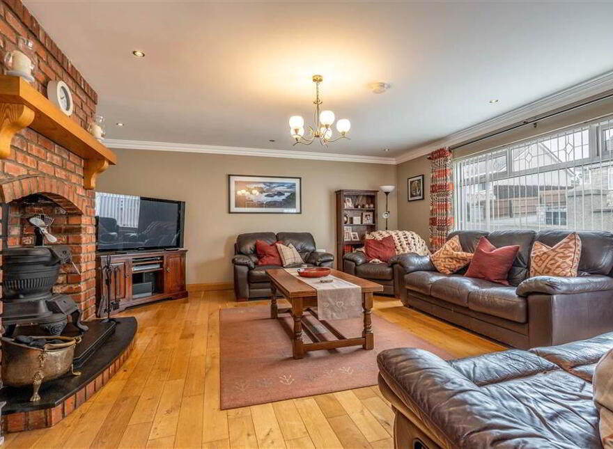 22 Hollybank Park, Ballymena, BT42 2HJ