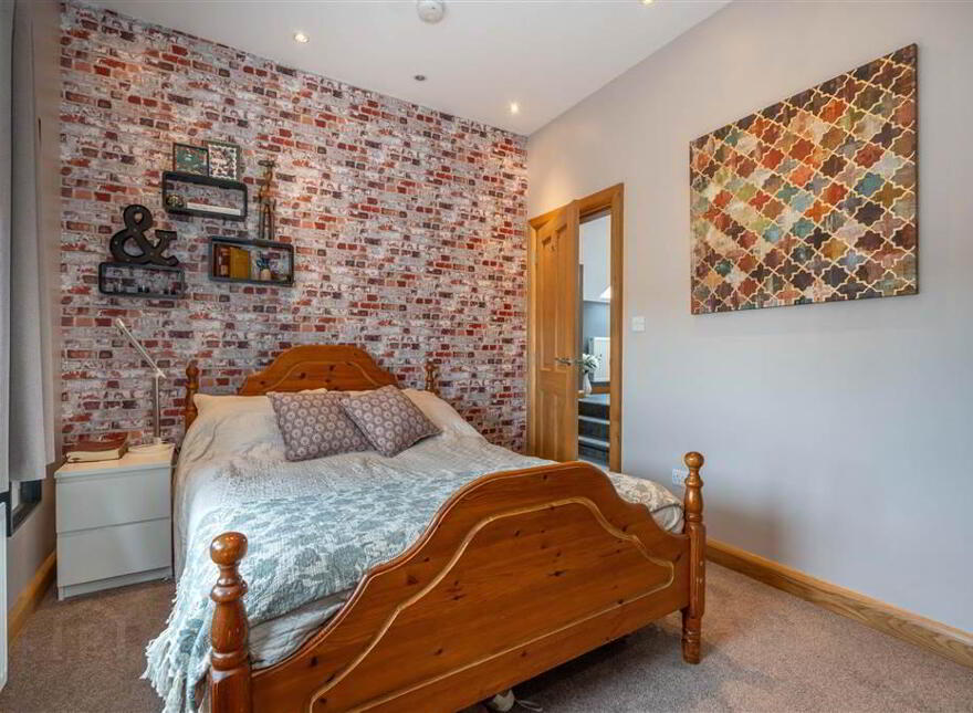 22 Hollybank Park, Ballymena, BT42 2HJ