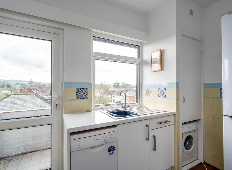 5 Knockhill Court, 359 Upper Newtownards Road, Belfast, BT4 3LF