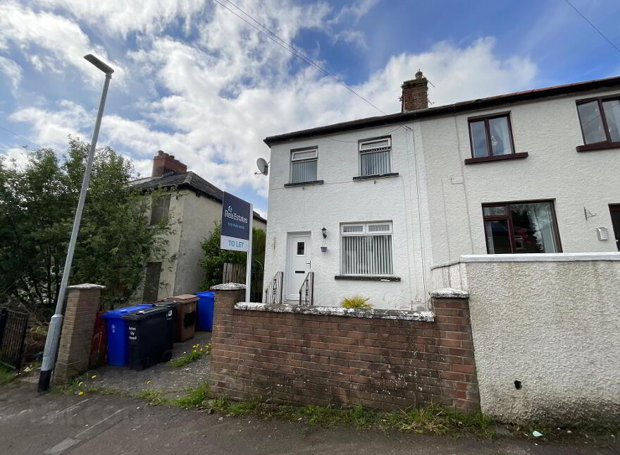 30 Silverstream Gardens, Belfast, BT14 8GS photo