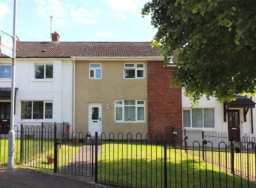 101 Drumbeg Drive, Moira Road, Lisburn, BT28 1QJ photo