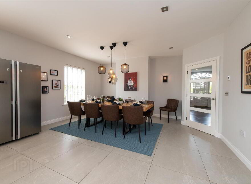 82 Ballynahinch Road, Dromore, BT25 1DX