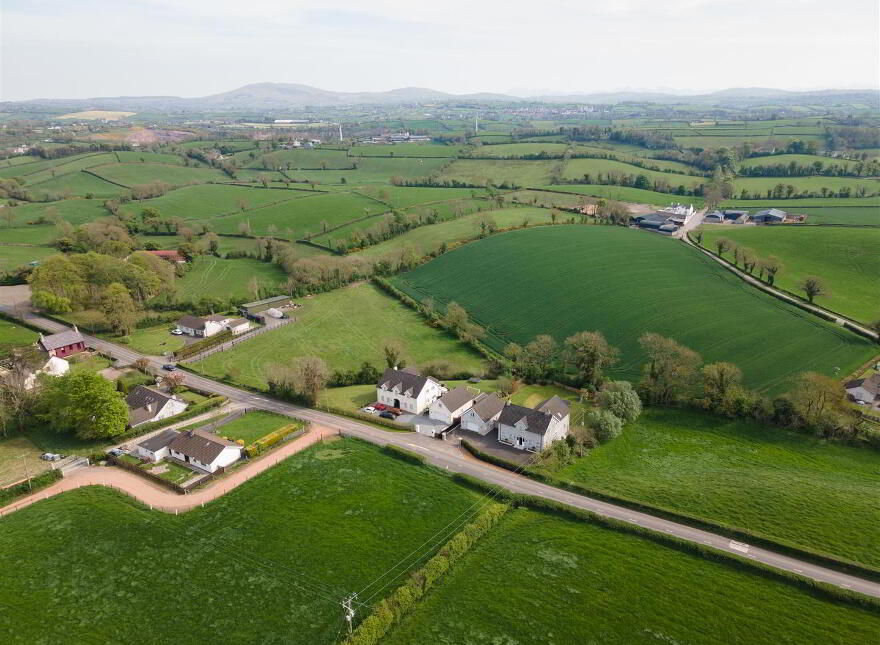 82 Ballynahinch Road, Dromore, BT25 1DX