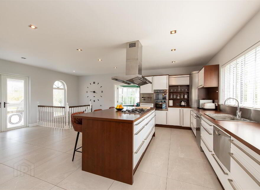 82 Ballynahinch Road, Dromore, BT25 1DX