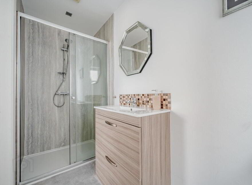 42 Abbey Road, Millisle, Newtownards, BT22 2DG