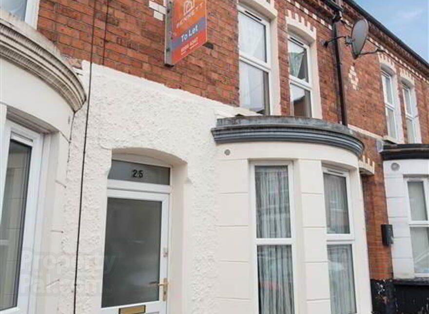 25 Windsor Road, Belfast, BT9 7FP photo