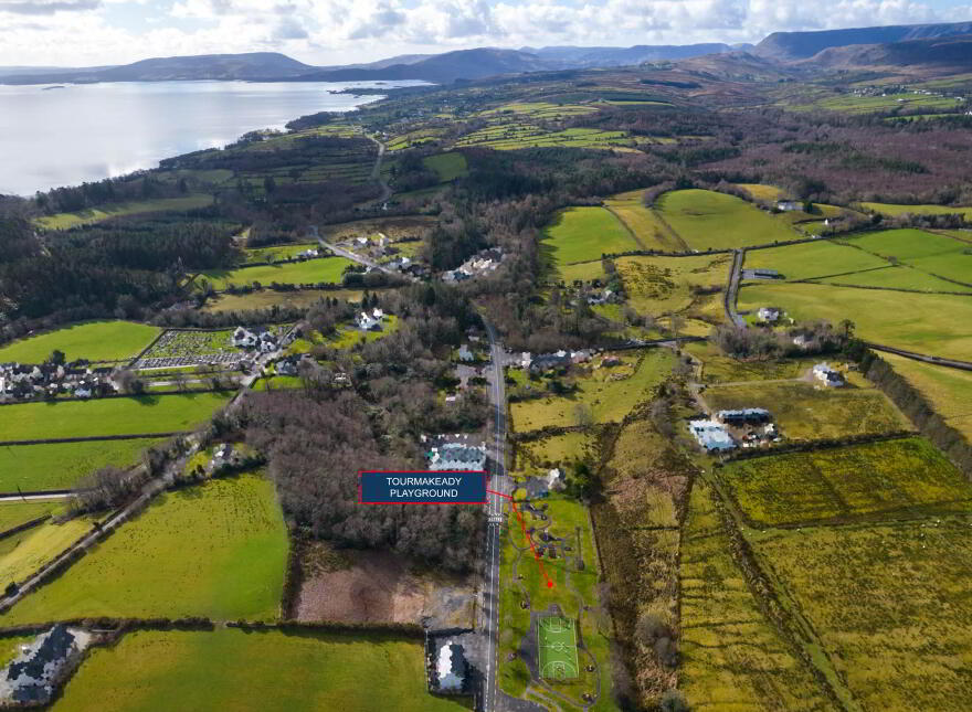 Lough Mask Inn, Treanlaur, Tourmakeady, F12YX36
