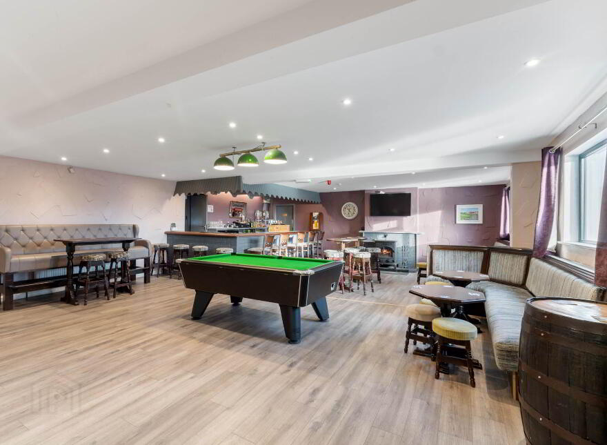 Lough Mask Inn, Treanlaur, Tourmakeady, F12YX36