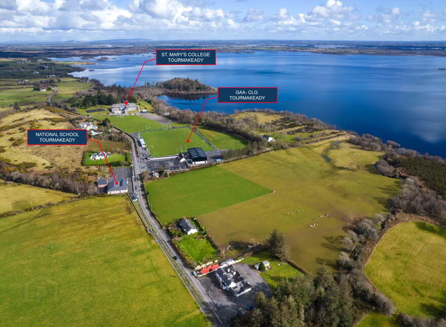 Lough Mask Inn, Treanlaur, Tourmakeady, F12YX36