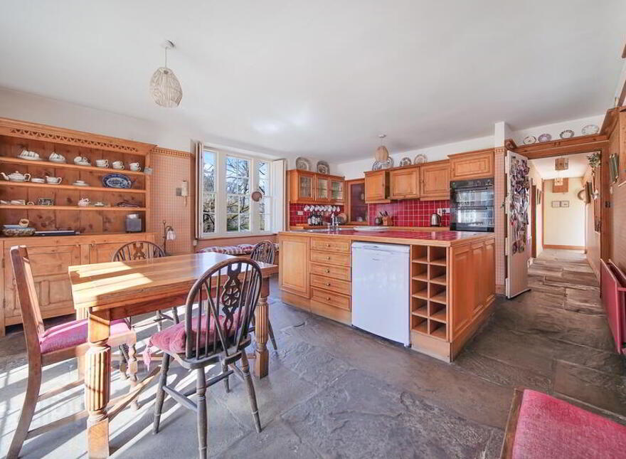 The Old Rectory, Glebe, Killybegs, Donegal, F94N7Y3