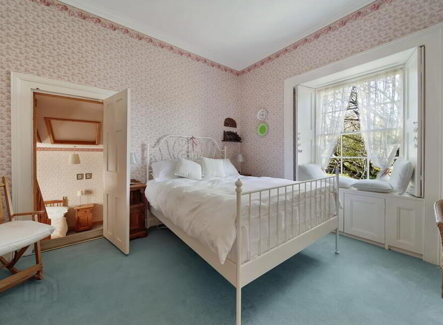 The Old Rectory, Glebe, Killybegs, Donegal, F94N7Y3