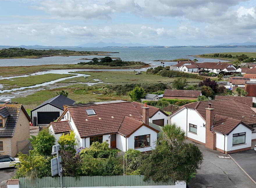37 Cooks Brae, Kircubbin, Newtownards, BT22 2SQ
