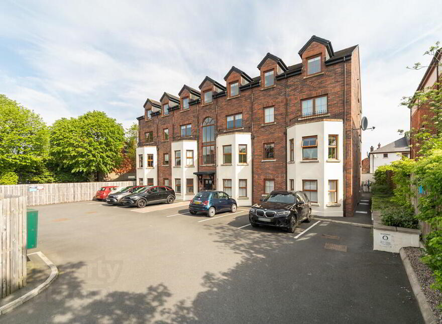 Apt 12, 120 Upper Newtownards Road, Belfast, BT4 3EQ photo