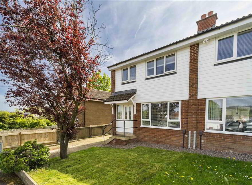 45 Mountview Drive, Lisburn, BT27 4JJ photo