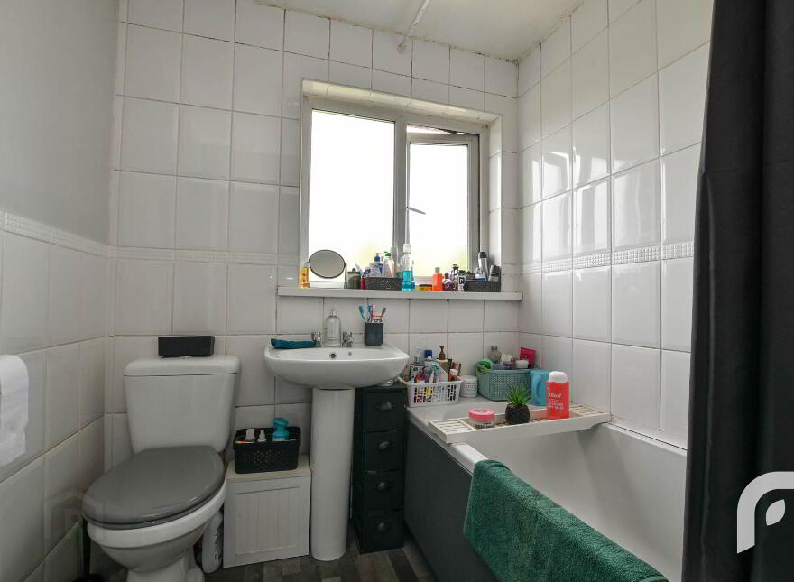 196 Lower Braniel Road, Belfast, BT5 7NH