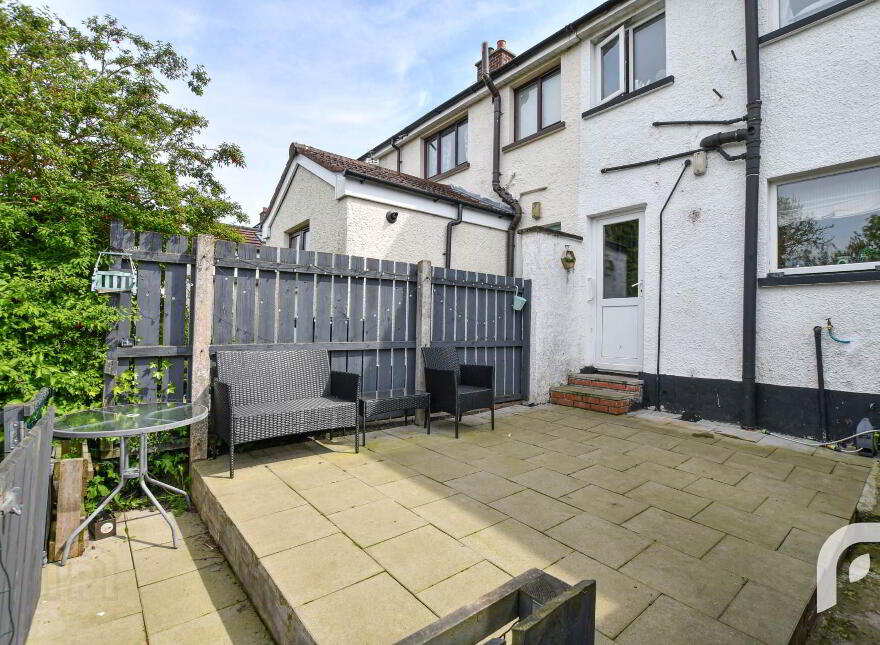 196 Lower Braniel Road, Belfast, BT5 7NH