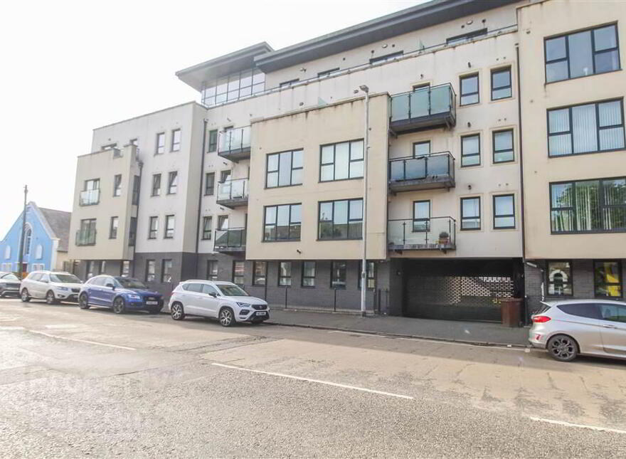 Apt 31, Newtown Building, Newtownards, BT23 7FG photo