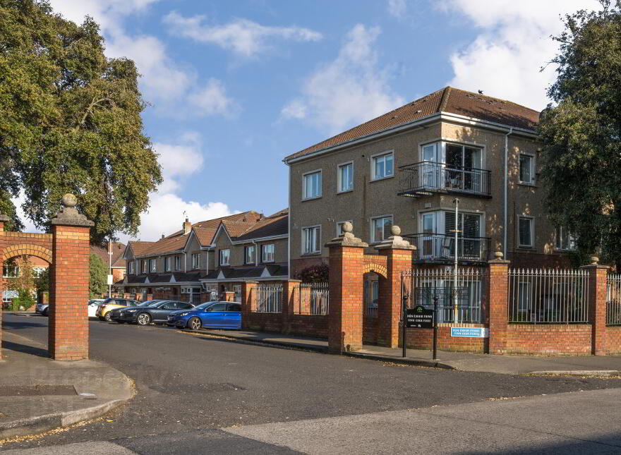 16 Finn Eber Square, Finglas, Dublin, D11 photo