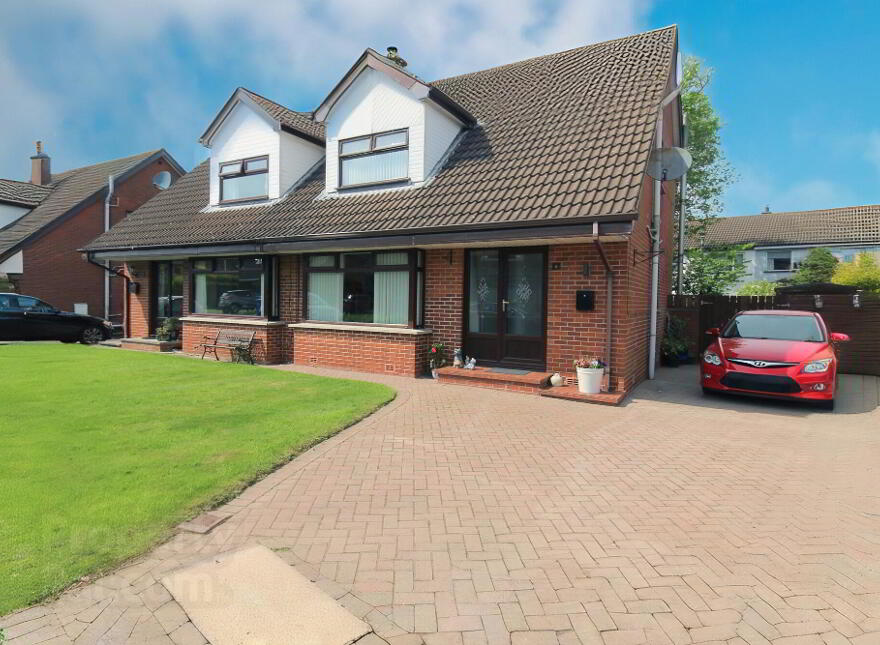 4 Balmoral Avenue, Bangor, BT19 7XB photo