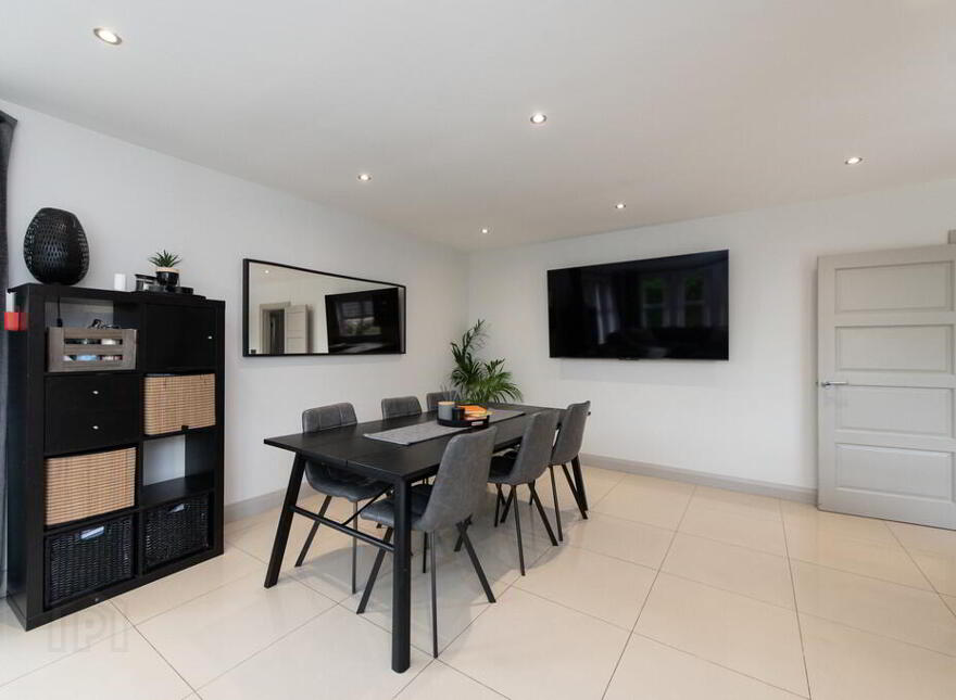 2 Clarke Lodge Mews, Newtownabbey, BT36 4PW