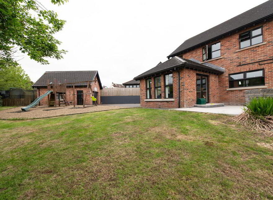 2 Clarke Lodge Mews, Newtownabbey, BT36 4PW